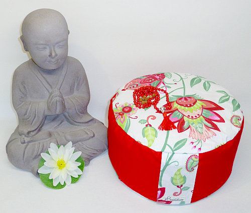 Bild "Willkommen:Yogakissen-Semkyi-1-500_ji.png"